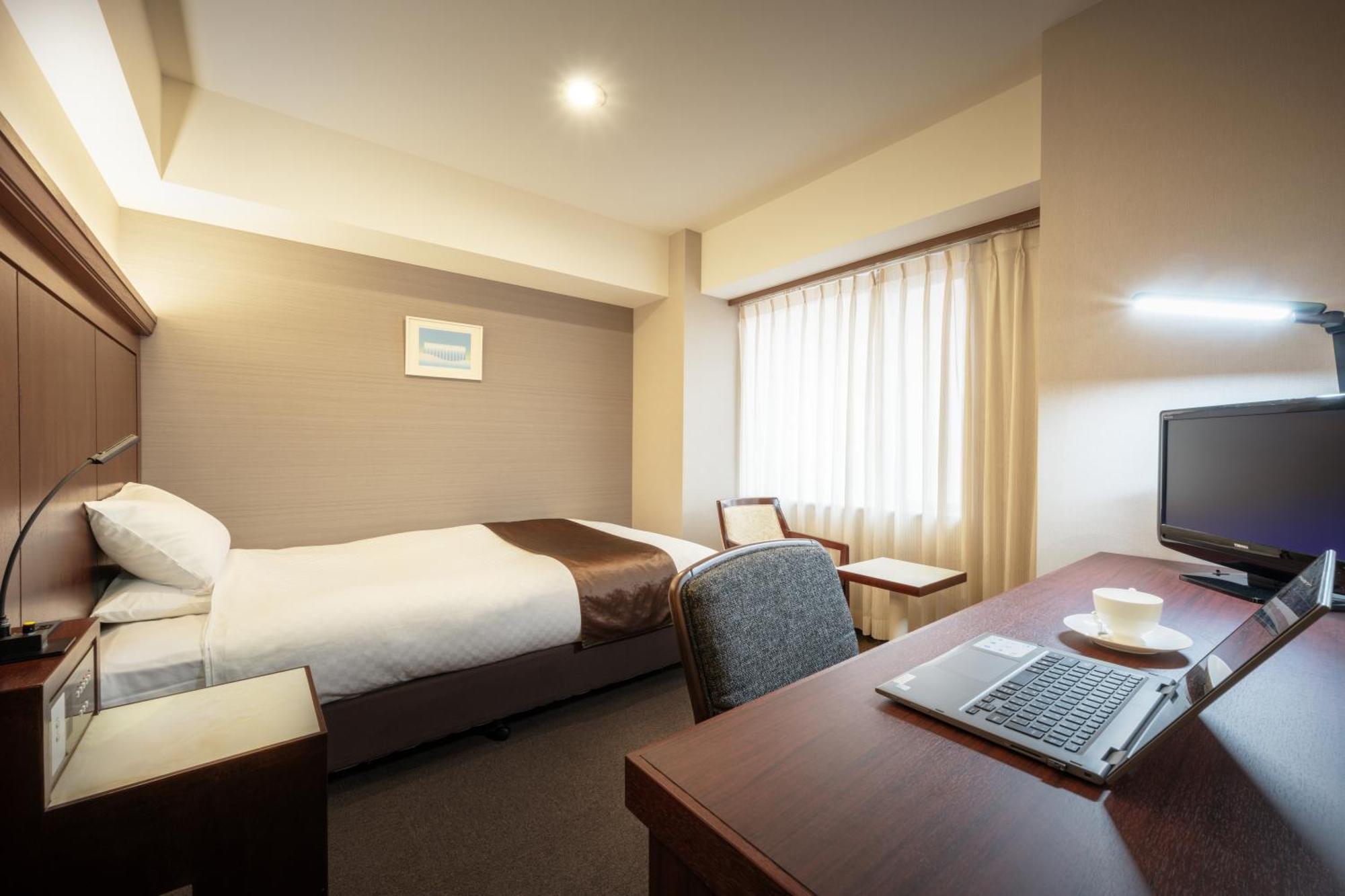 Niigata Grand Hotel Экстерьер фото